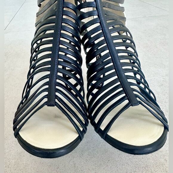 Chanel Caged CC Gladiator High Heel Peep Toe Sandals Black & Ivory Leather EU 41 - Picture 8 of 10
